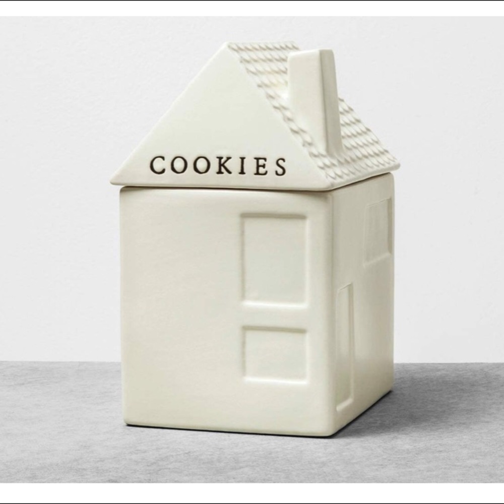 Hearth & hand with Magnolia house cookie jar